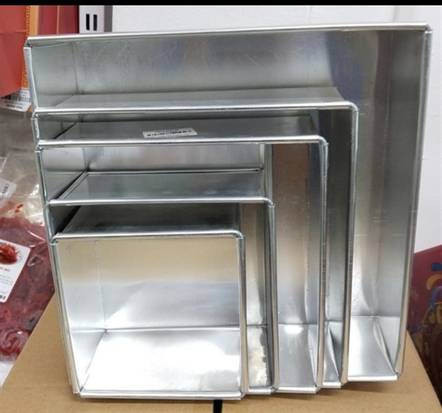 Khuôn vuông đáy liền - 16cm