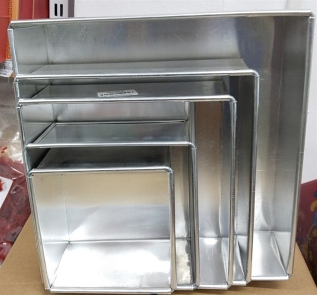 Khuôn vuông đáy liền - 22cm