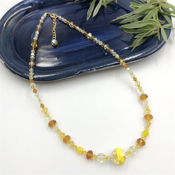 Vòng cổ pha lê 5000 mix 5040M8 và 5238