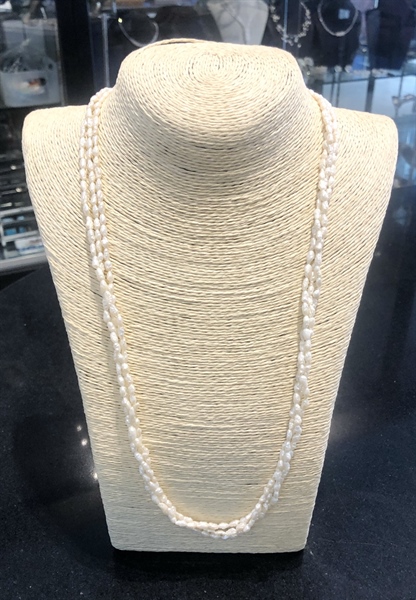 Vòng cổ ngọc trai nước mặn hạt gạo - 3 dây, 62cm, 3x6.5mm