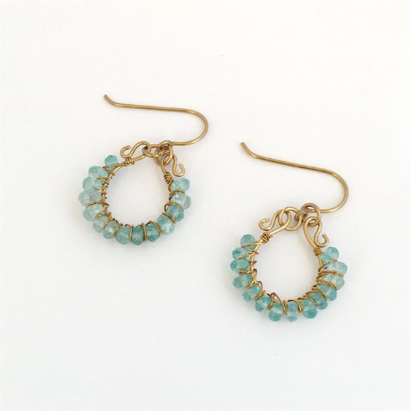 Hoa tai đá aquamarine thiên nhiên quấn kẽm đồng Beadalon US