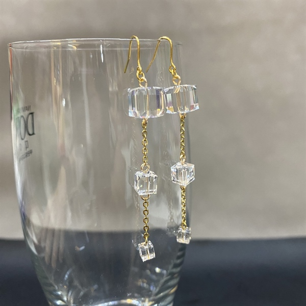 Hoa tai pha lê 5601dáng dài