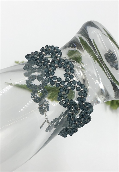 Vòng tay pha lê Swarovski 5328M3 kết hình tròn mix cườm