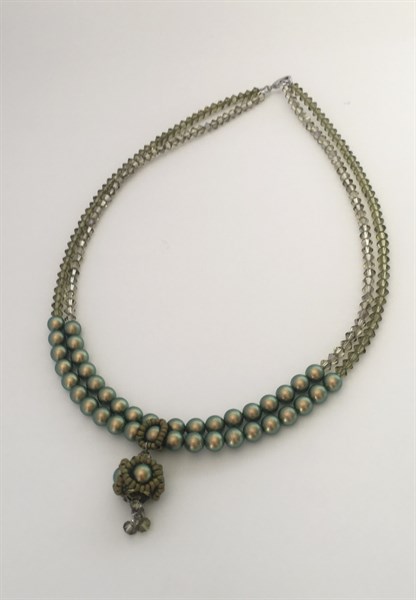 Vòng cổ pha lê ngọc tra mặt trái châu xanh lá 2X