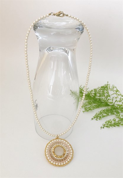 Vòng cổ ngọc trai và pha lê Swarovski mặt tròn