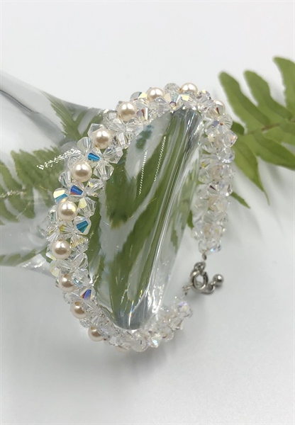 Vòng tay Swarovski 5328 mix ngọc trai