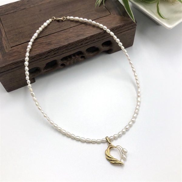 Vòng cổ ngọc trai gạo 5 li