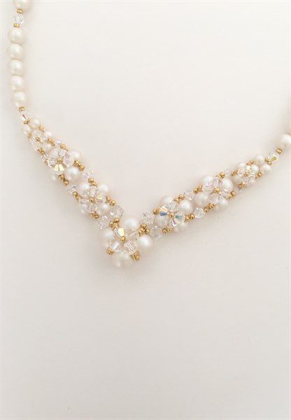 Vòng cổ ngọc trai 7 bông trắng