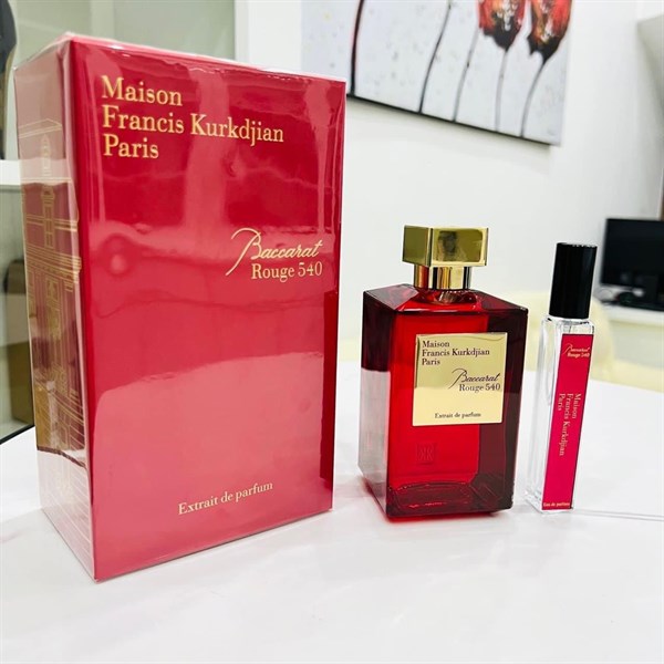 Nước hoa Baccarat Rouge 540 chiết 10ml