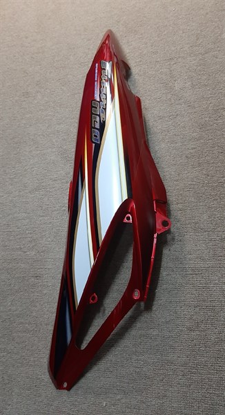 Sườn phải có tem Funeo 2007, màu đỏ *R313C*