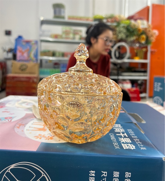 ÂU THỦY TINH ĐỰNG MỨT CÓ CHÂN , Thố dưa, Hũ mứt chấm bi hổ phách