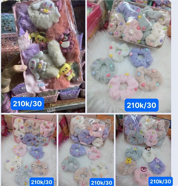 Giỏ 30 dây buộc tóc gắn sticker