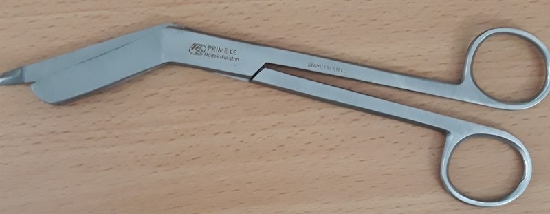 Kéo cắt băng 18cm - Goldtier/Pakistan