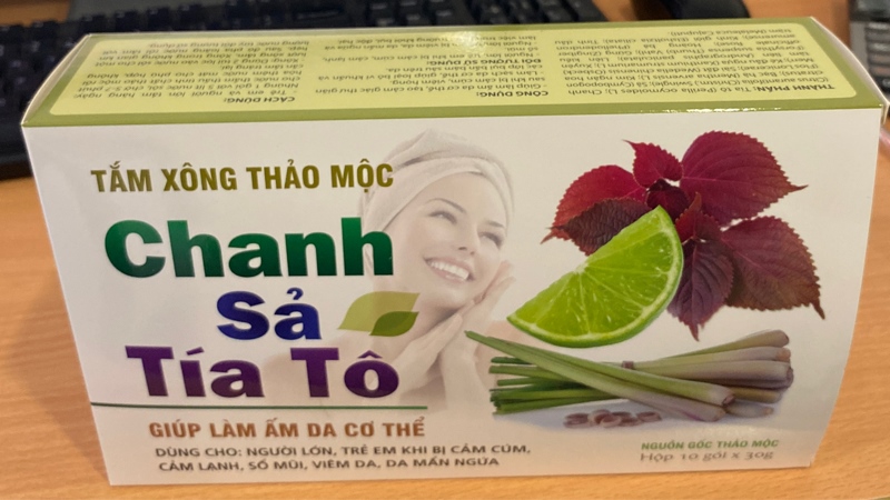 Tắm xông thảo mộc chanh sả tía tô (Hộp 10 gói x 30g) - Delavy (Hộp)