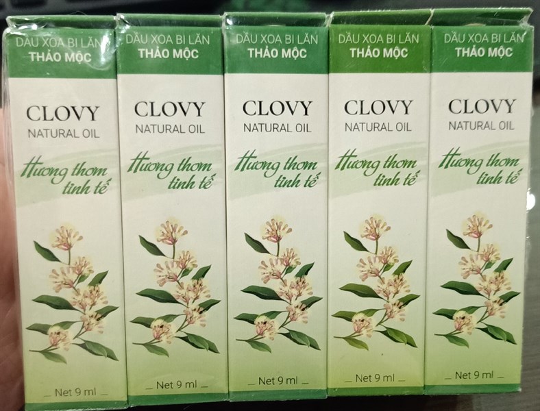 Dầu xoa bi lăn thảo mộc Clovy 9ml (Cọc*10lọ) - Danapha