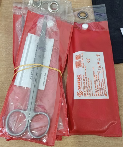 Kéo cong nhọn 18cm - Germany