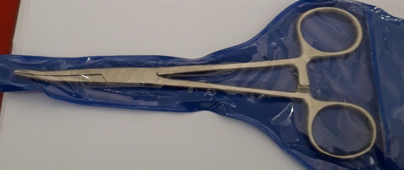 Panh cong không mấu 16cm (Kẹp cầm máu) - Goldtier/Pakistan