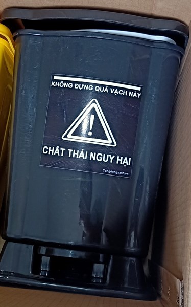 Thùng đựng rác nhựa P/C 15 lít đạp chân - VN 5