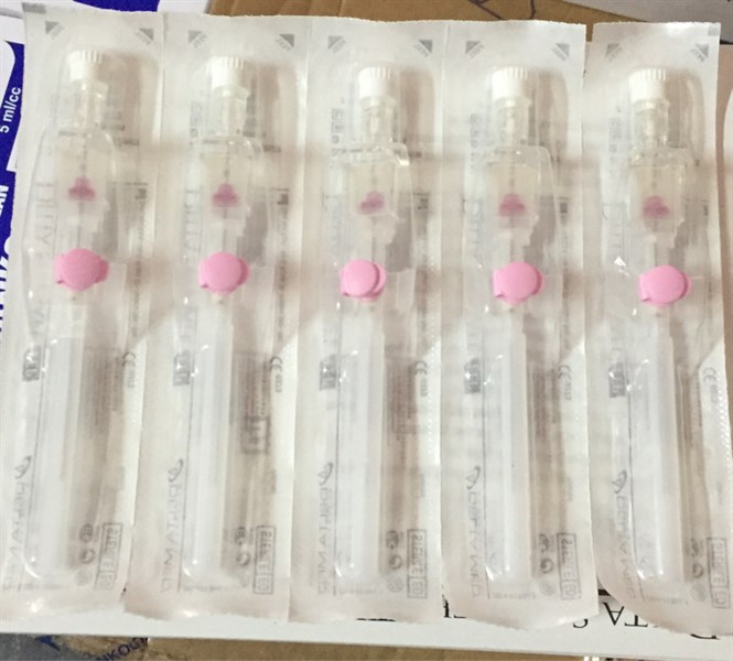 Delta selfsafe Fep 2 (Kim luồn tĩnh mạch an toàn có cửa, có cánh G20) (H*50cái) - Delta/Italy 2