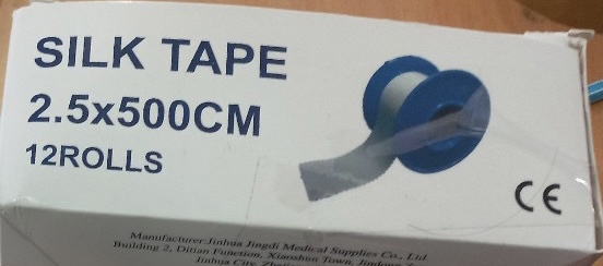 Băng dính lụa Silk Tape 2.5cm x 5cm Jinhua Jingdi (Hộp 12 cuộn) - Trung Quốc