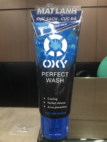 Kem rửa mặt Oxy Perfect Wash 100g (cực mát lạnh, sạch bã nhờn, ngừa khuẩn mụn) - Rohto/VN