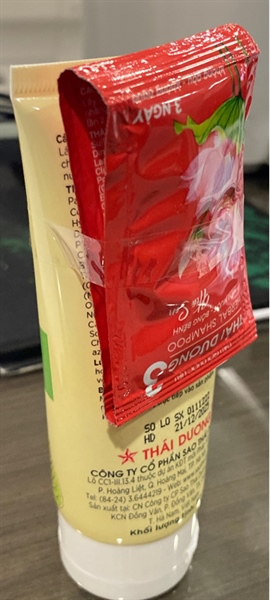 Dầu gội dược liệu TD7 Plus 50g + Tặng 2 gói dầu gội TD3 hoa sen - Thái Dương 2