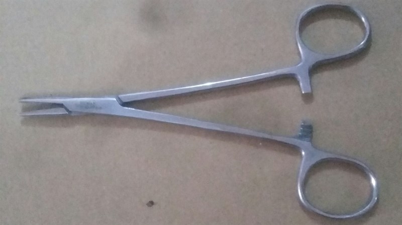 Kìm kẹp kim 14cm - Goldtier/Pakisstan