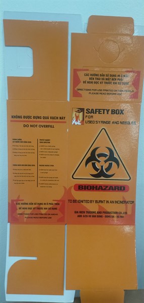 Hộp an toàn đựng bơm và kim tiêm đã sử dụng