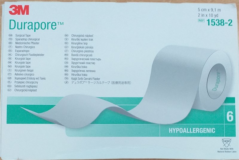 Băng dính lụa y tế Durapore 3M 1538-2 (KT: 5cm x 9,1m) (Hộp 6 cuộn) - Germany