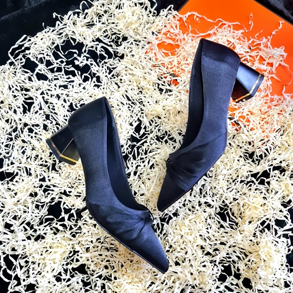 Bít Mũi Hera Nơ Xoắn GV