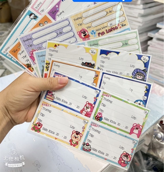 Tem vở xấp 8 tem