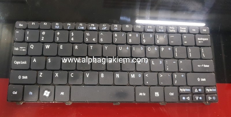 Bàn phím laptop Acer Aspire One 521 522 532 533 D255 D257 D260 D270 D532 N57 NAV50 NAV51 NAV70 PAV70 ZE6 ZE7 – D255/532 ĐEN