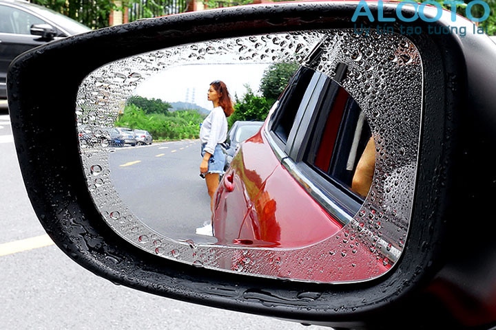 Miếng dán gương chiếu hậu ô tô xe máy chống thấm nước