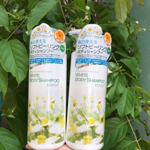 Sữa tắm trắng Manis Nhật Bản - 450ml