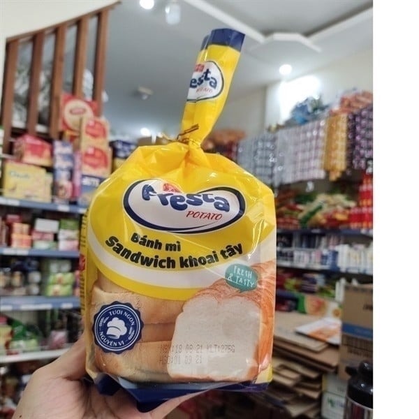 Bánh mì gối khoai tây Fresta (275g)