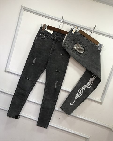 QUẦN JEAN CHỮ 2 MÀU QCCC